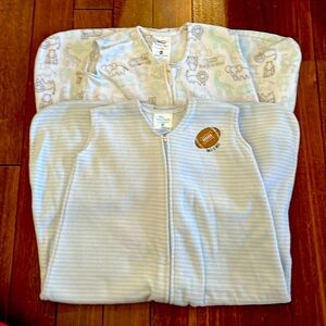 Halo fleece sleep sacks. Size medium. 6-12 months.